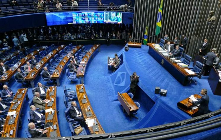 Senado vota reforma trabalhista, incentivos e precatórios antes do recesso